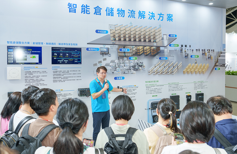 在展會期間，台達同仁向參訪來賓介紹了M∞Vair 1kW無線充電系統及M∞Vbase一對多充電系統的特色及應用。